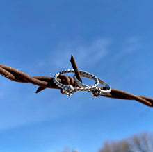 Load image into Gallery viewer, Daisy Stacker Ring
